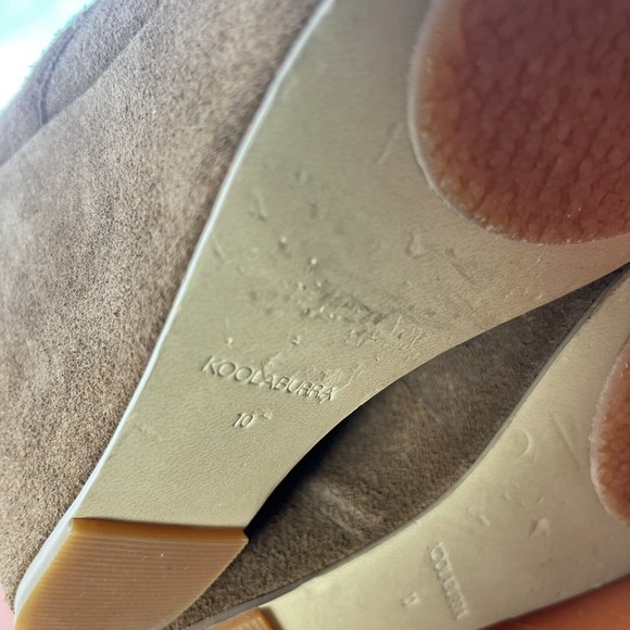 Koolaburra Katelyn Desert Wedge Suede Ankle Bootie Womens Size 10 Tan Lace Up - Picture 7 of 9